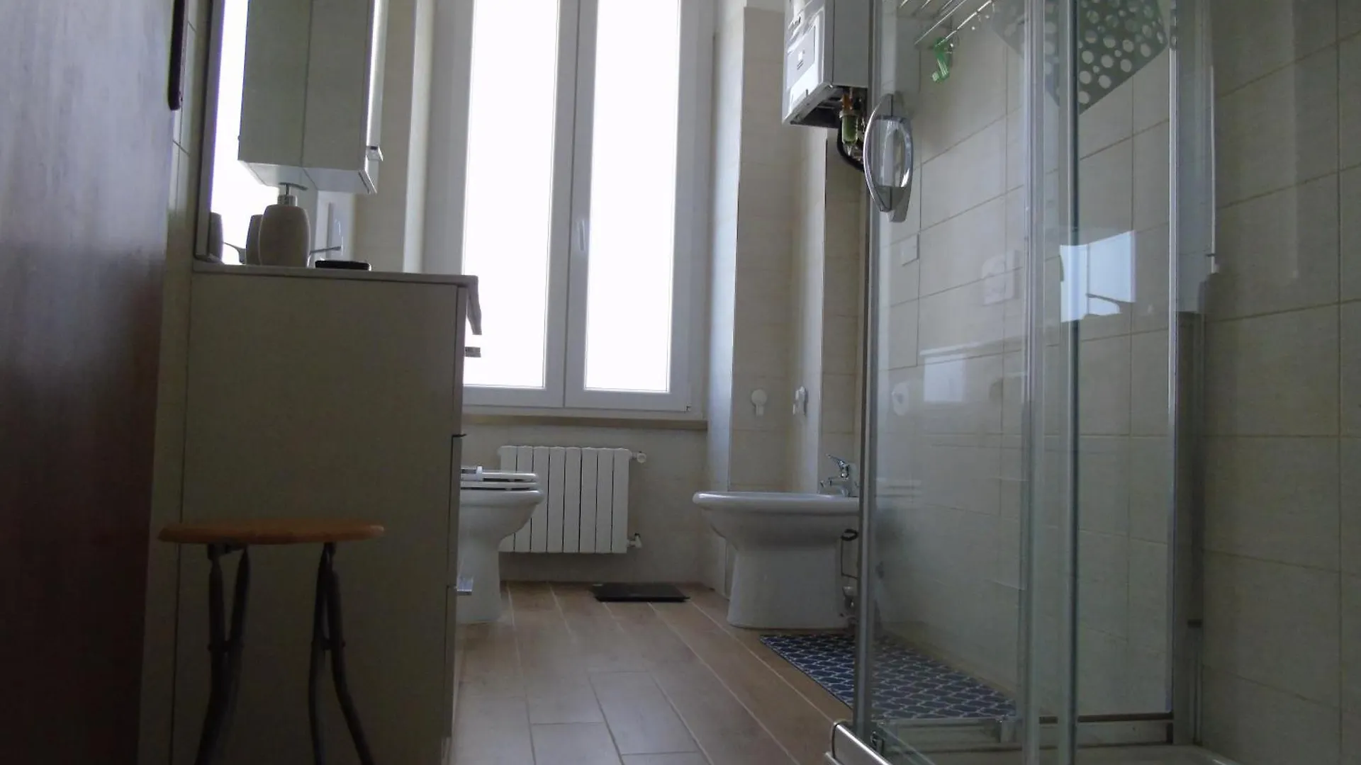 Bella Vita, Big Apartment Next To Colosseum Rome