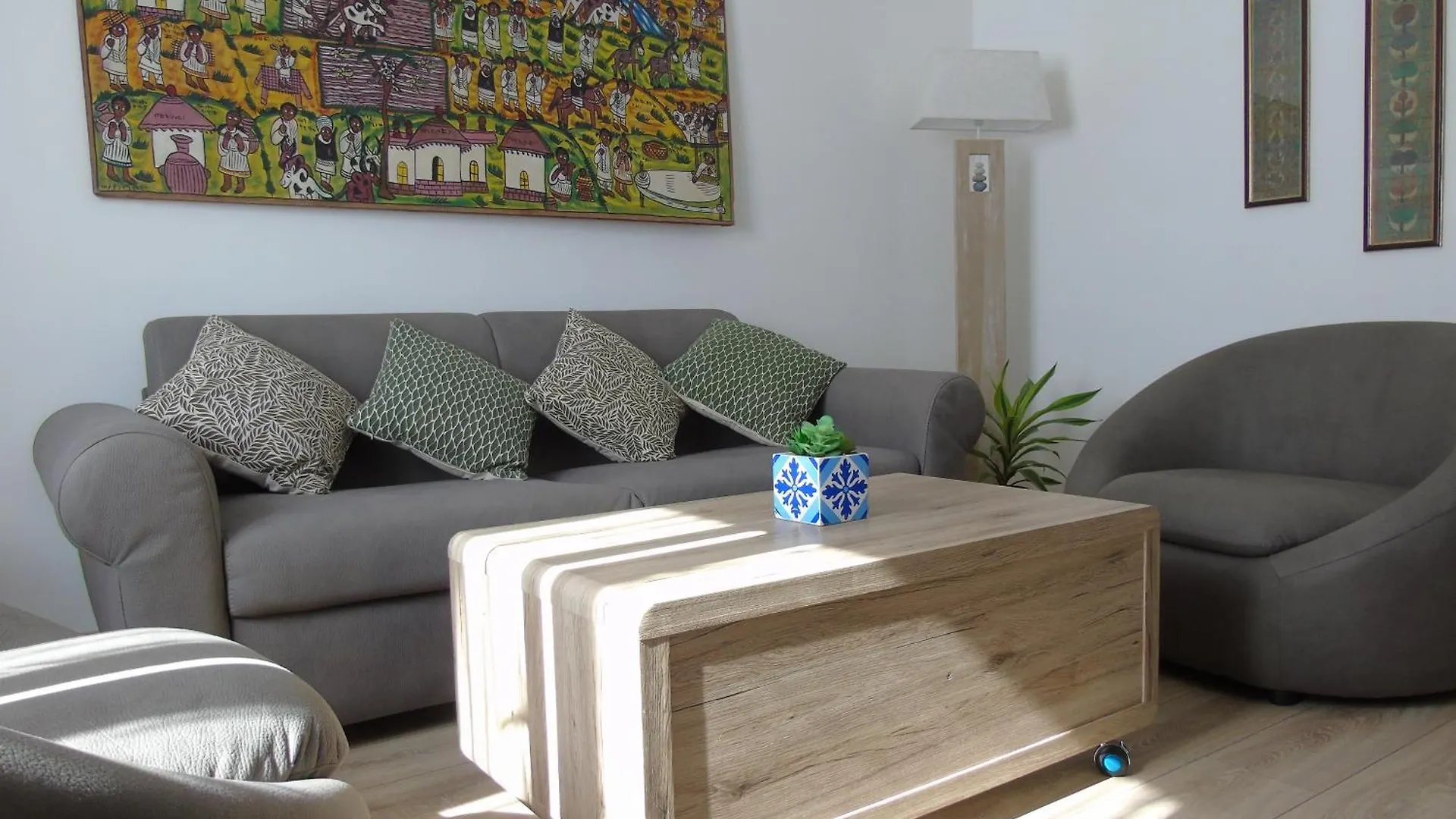 Bella Vita, Big Apartment Next To Colosseum Rome