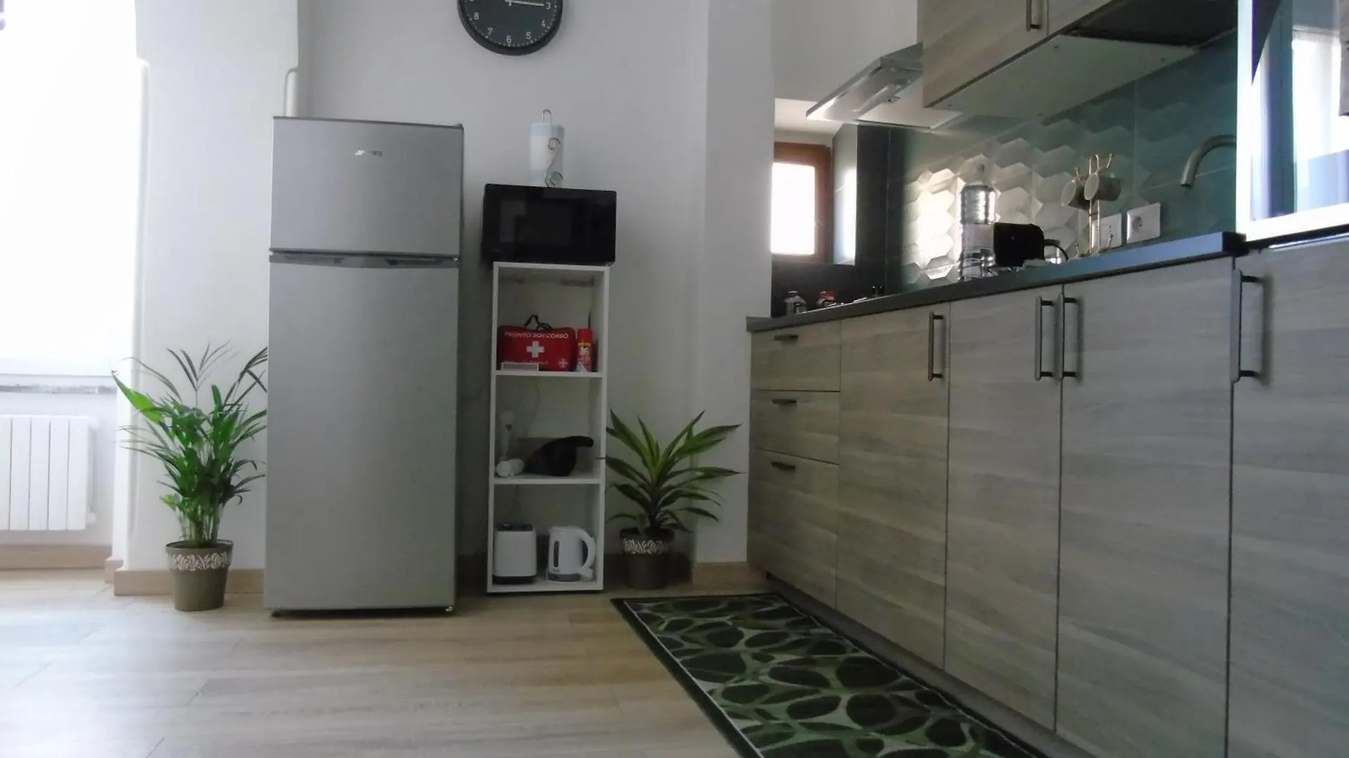 Bella Vita, Big Apartment Next To Colosseum Rome Italy